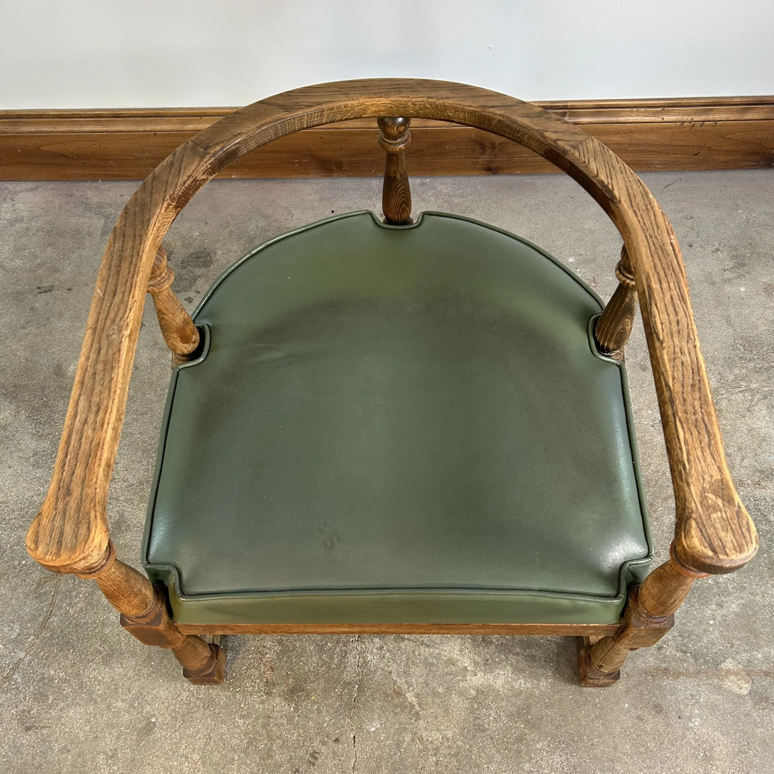 Accent or Entry Chair, Rounded Back, Green Vinyl Seat