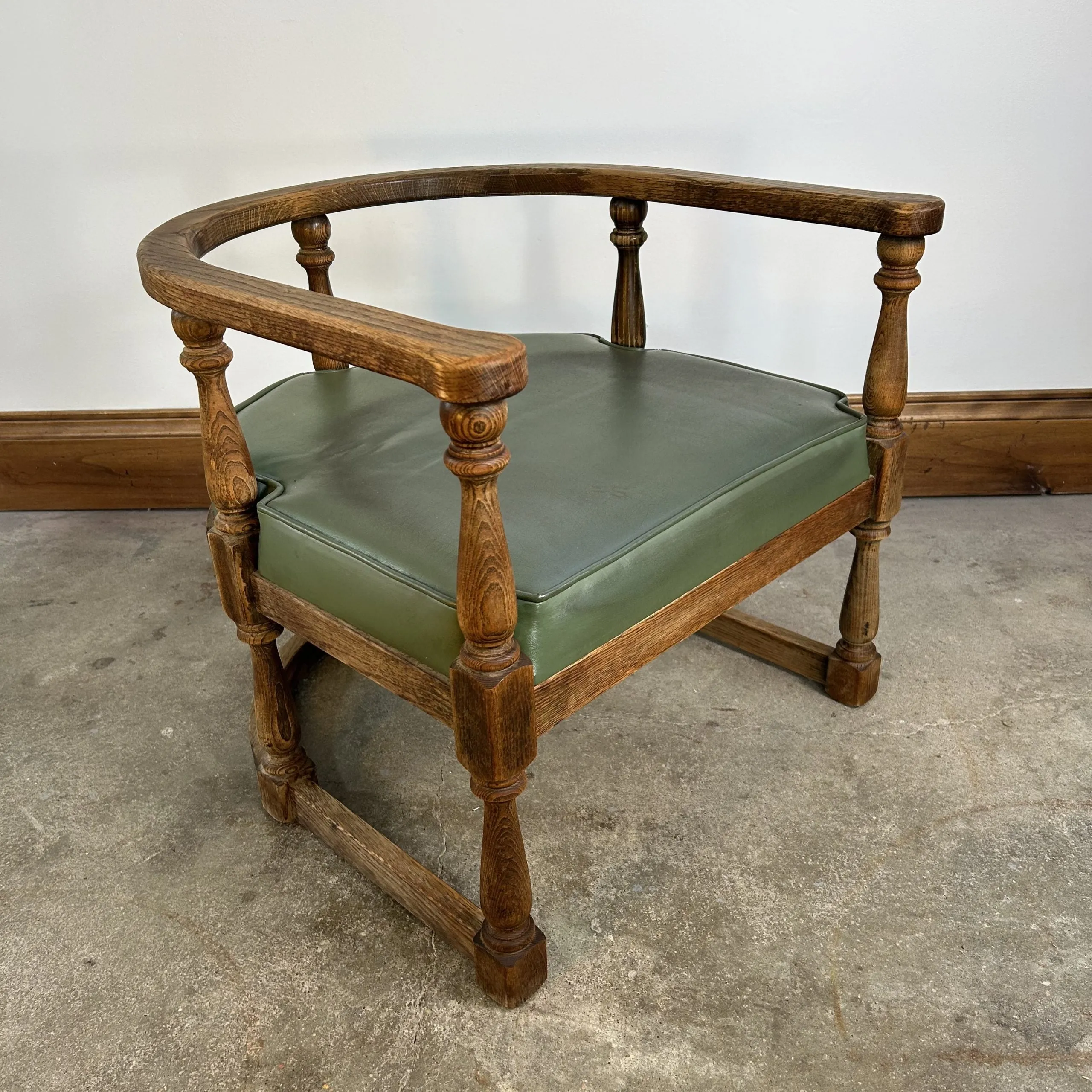 Accent or Entry Chair, Rounded Back, Green Vinyl Seat