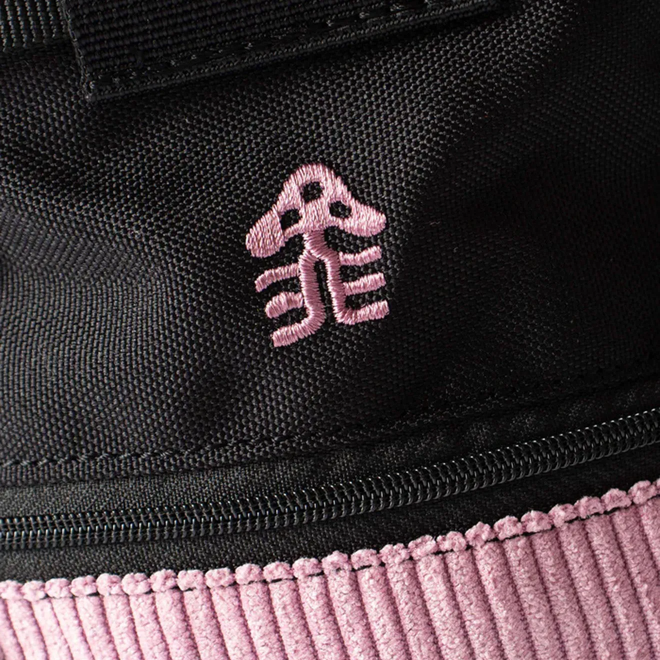Hikerdelic x Psychi Bouldering Bag Green / Pink