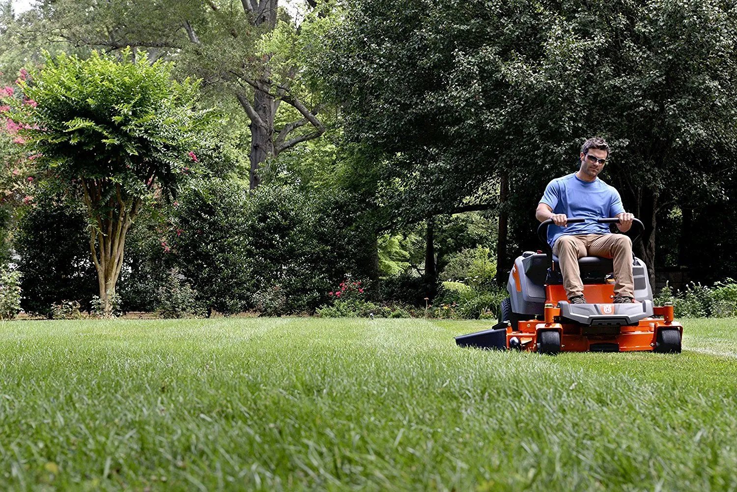 Husqvarna 967277401 52&quot; 25HP Kohler Zero Turn Mower
