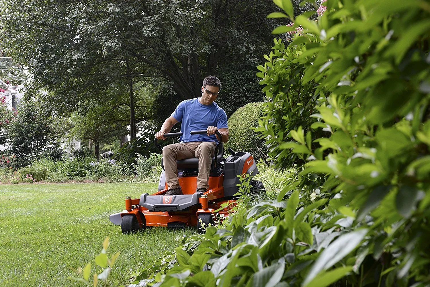 Husqvarna 967277401 52&quot; 25HP Kohler Zero Turn Mower