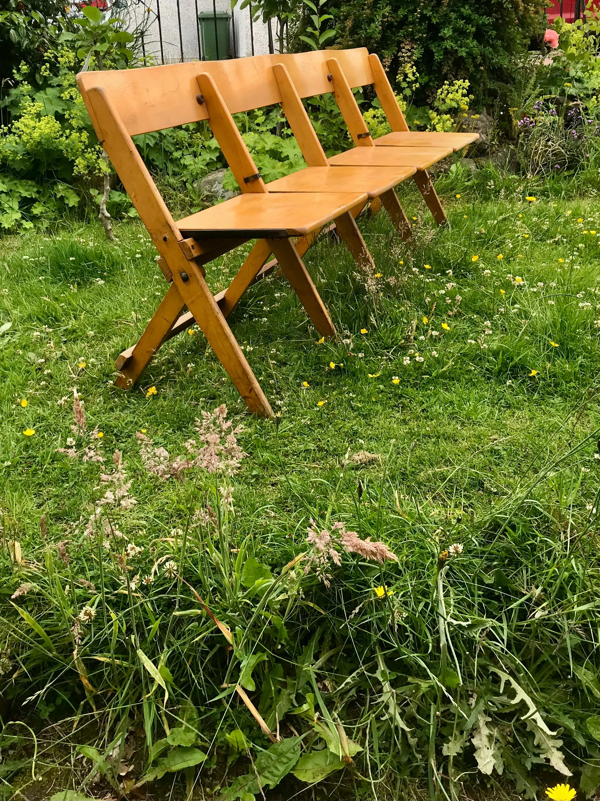 Lovely beech wood folding bench in beautiful vintage condition