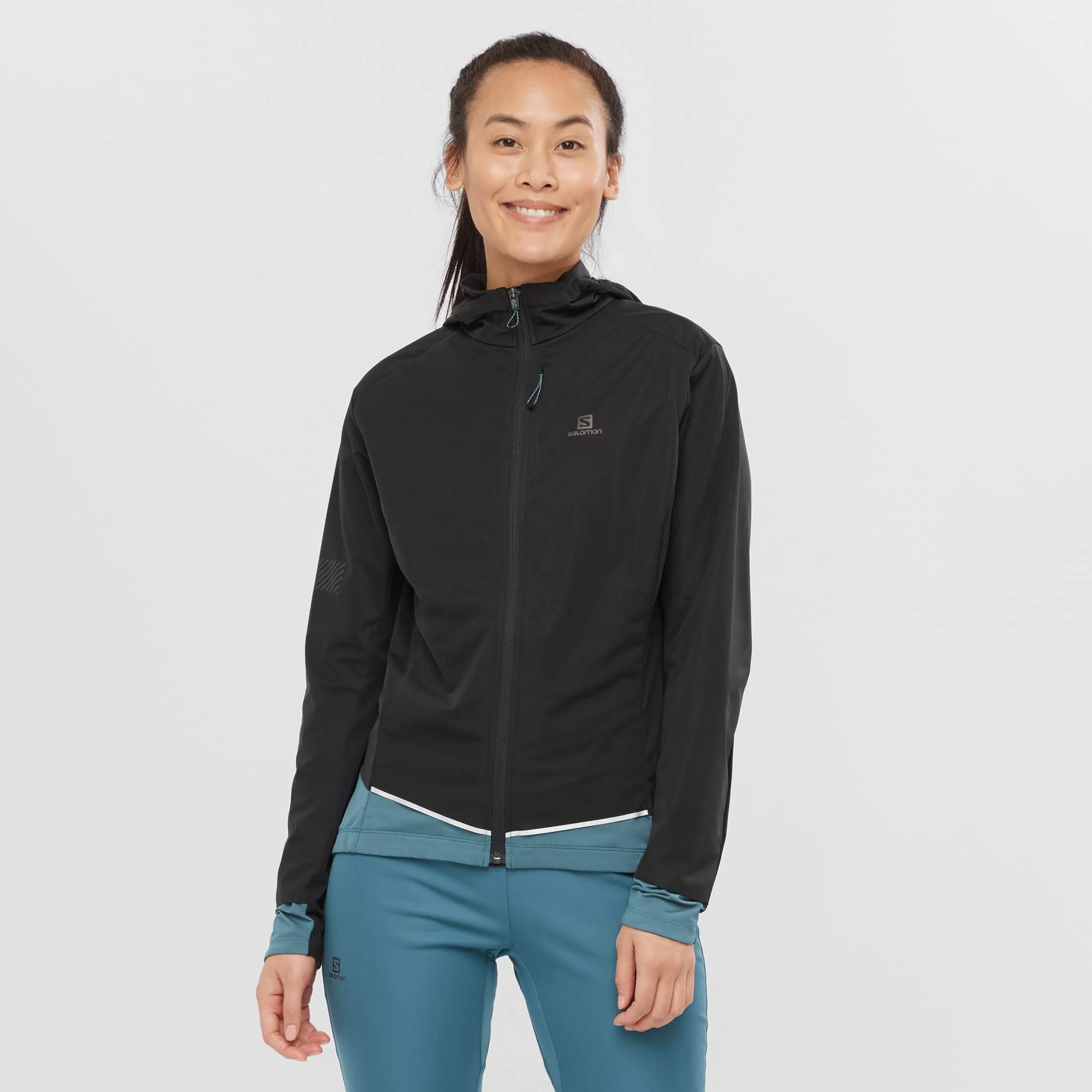 Salomon Women&#x27;s Light Shell Jacket (2021) Black/Mallard Blue | Buy Salomon Women&#x27;s Light Shell Jacket (2021) Black/Mallard Blue here | Outnorth