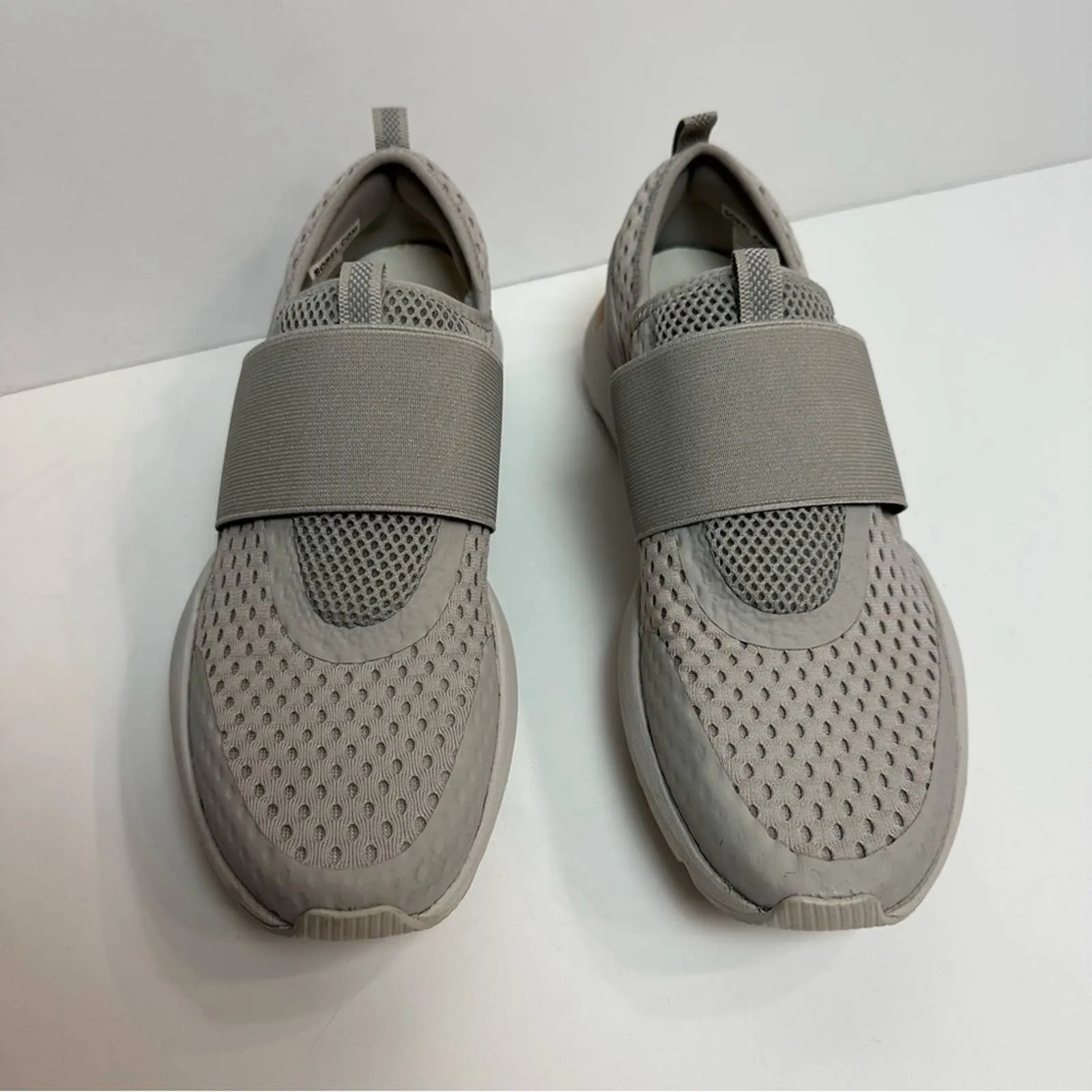 Sorel Kinetic Impact Strap Sneaker Gray Women’s 9.5 Slip On Dove Moonstone